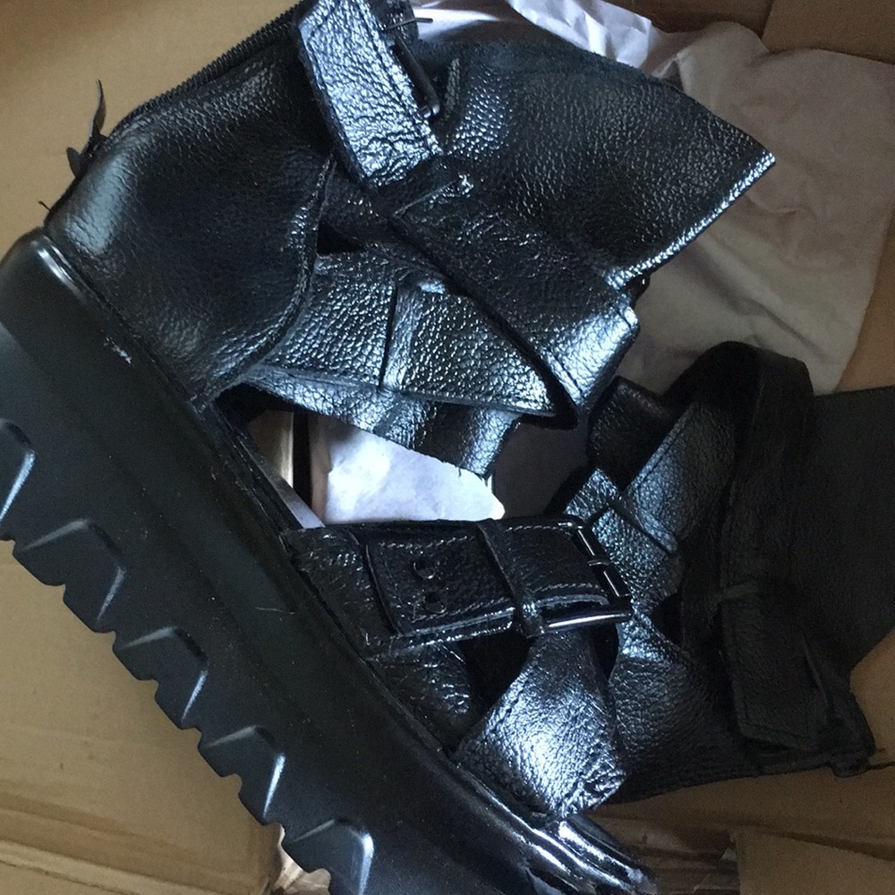 Size 6 Platform Sandals